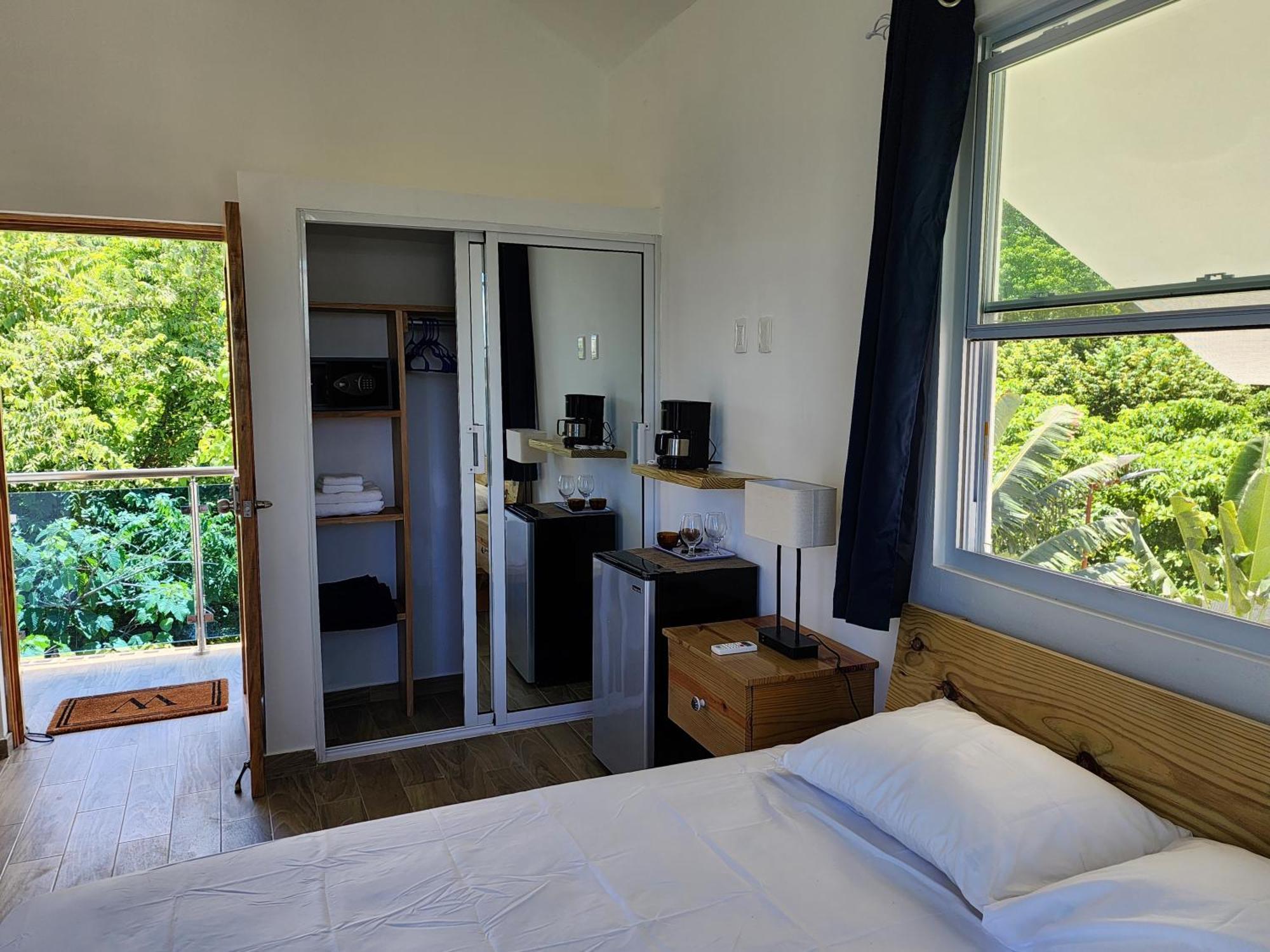 Bella Villa Room With Large Pool And Close To Beach ลาส กาเลราส ภายนอก รูปภาพ